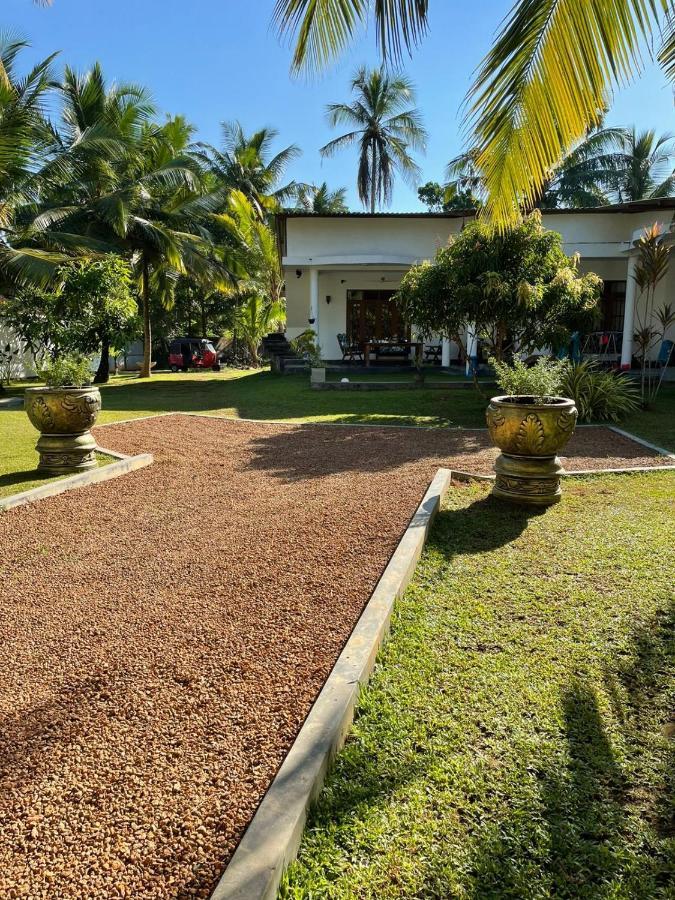 Villa Alex Beruwala Eksteriør billede